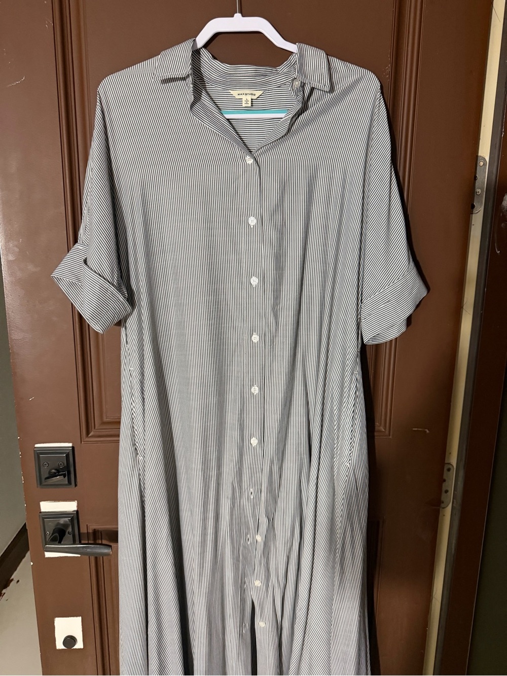 Max Studio maxi striped dress grey white size large button down , pockets
